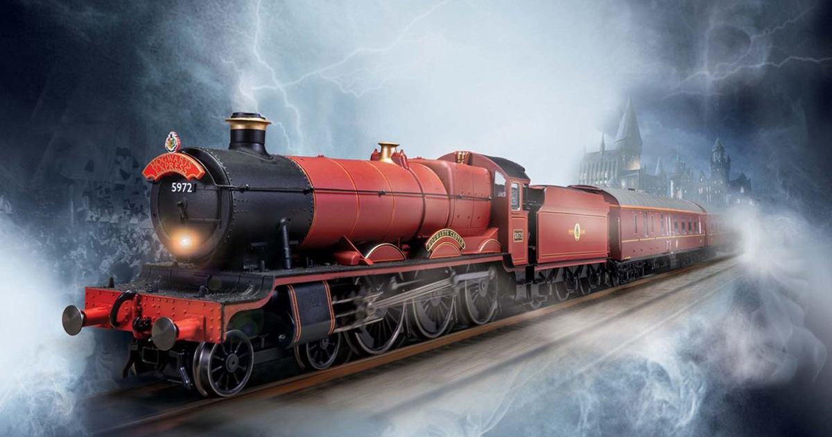 Win A Harry Potter Hogwarts Express Electric Train Set! - UK Mums TV