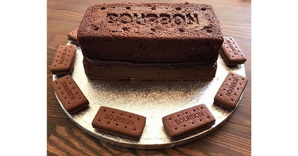 Bourbon Biscuit Cupcakes - The Baking Explorer