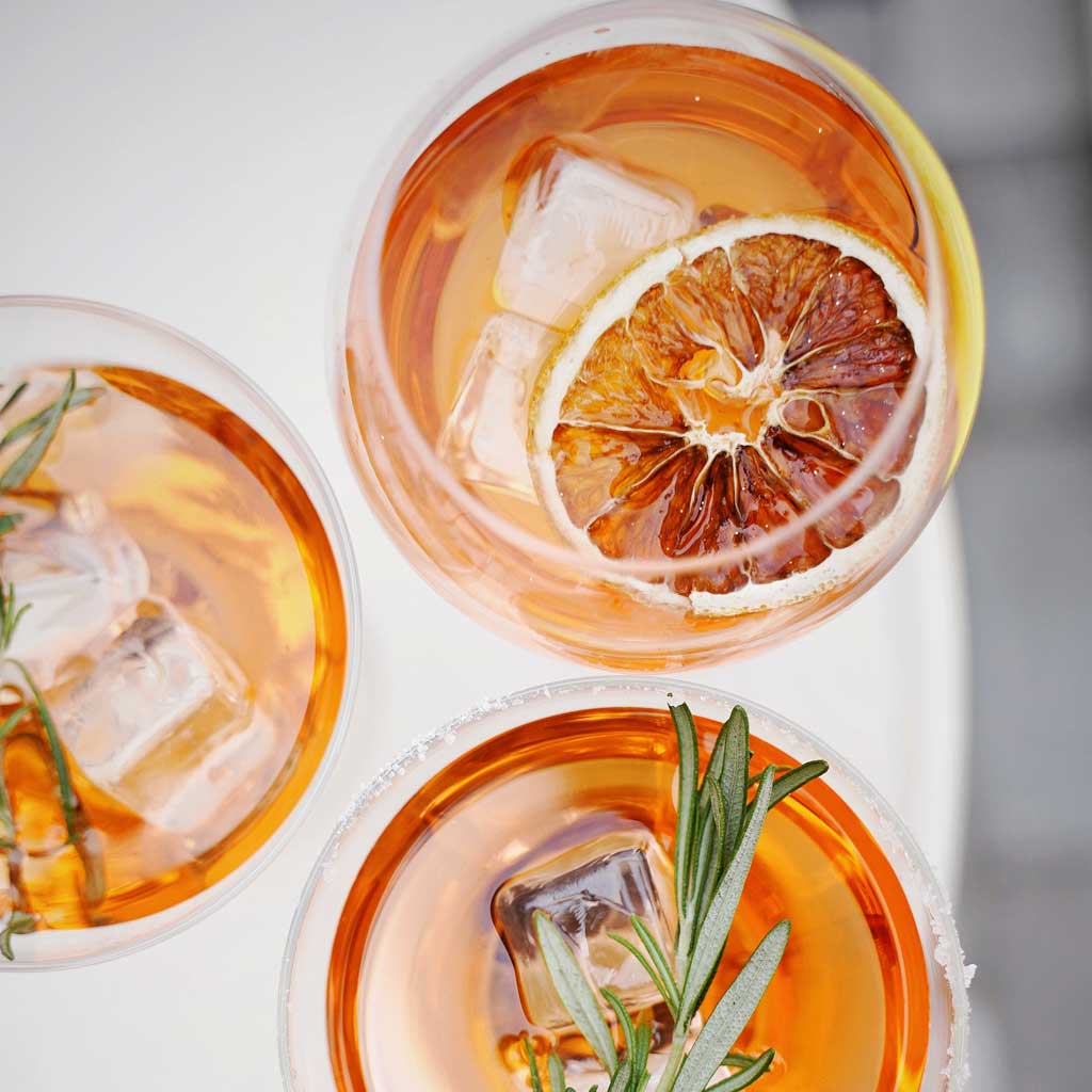 Bathtub Gin Jubilee Fizz Recipe