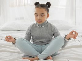 5 ways to practice mindfulness with children